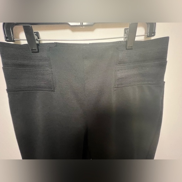 SIMPLY NOELLE BLACK CAPRI LEGGINGS SIZE L/XL. BLACK - Picture 3 of 6